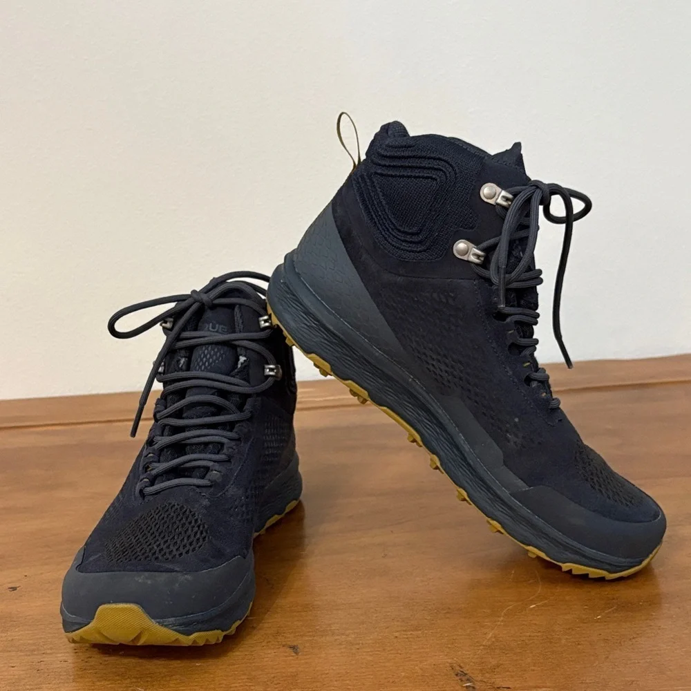 Vasque Breeze LT NTX Midtop Hiking Shoes Size 8.5